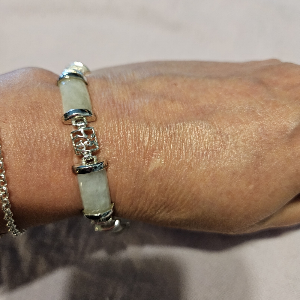 Elegant Silver and Green Bracelet